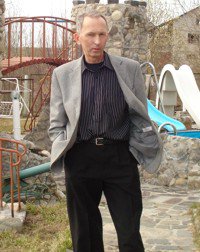 Юрий Леоничев
