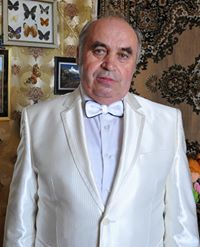 Николай Леухин