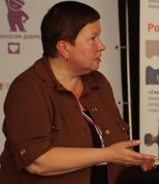 Елена Сутормина
