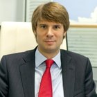 Оливер Хьюз